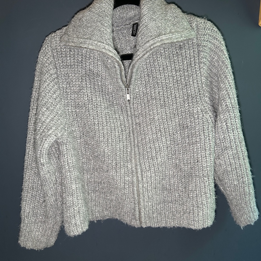 H&M Light Gray Knit Zip-Front Women's Sweater
